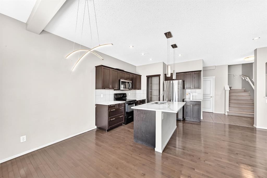 277 Saddlecrest Way Ne, Calgary, AB