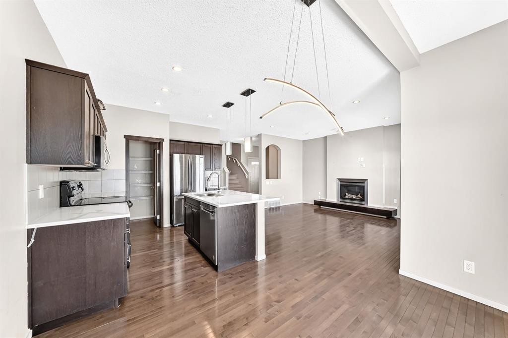 277 Saddlecrest Way Ne, Calgary, AB