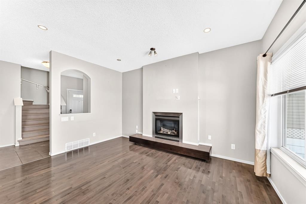 277 Saddlecrest Way Ne, Calgary, AB