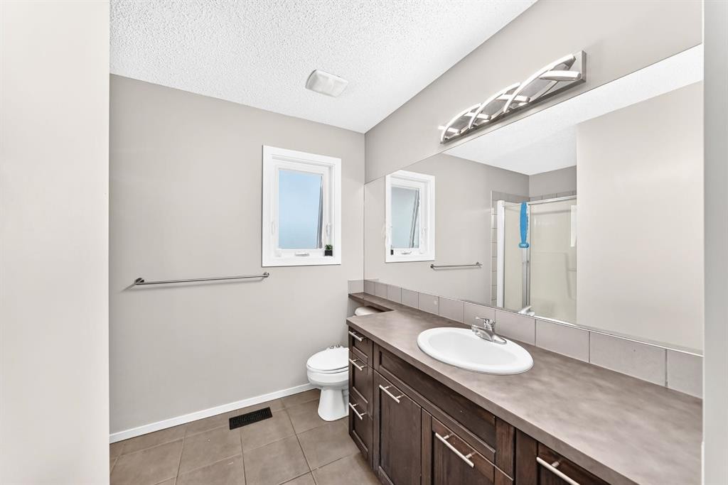 277 Saddlecrest Way Ne, Calgary, AB