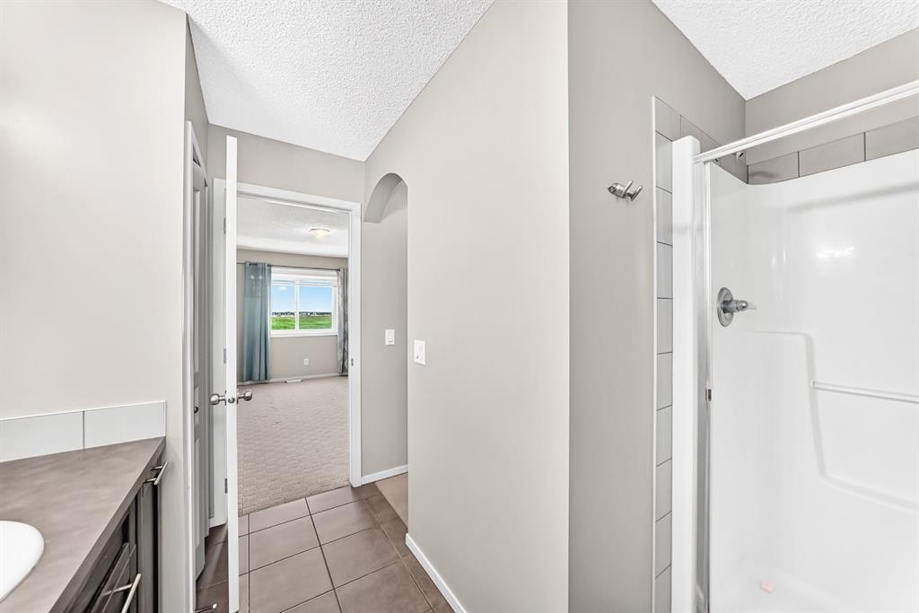 277 Saddlecrest Way Ne, Calgary, AB
