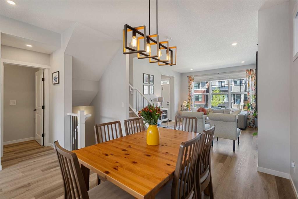 327 Masters Row Se, Calgary, AB