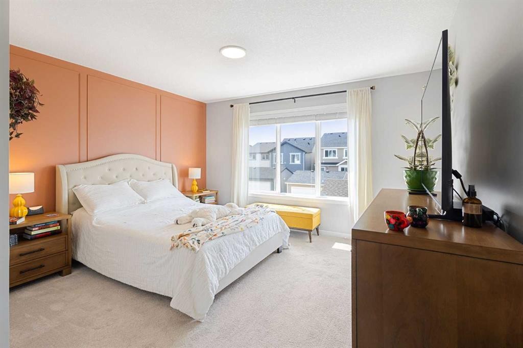 327 Masters Row Se, Calgary, AB