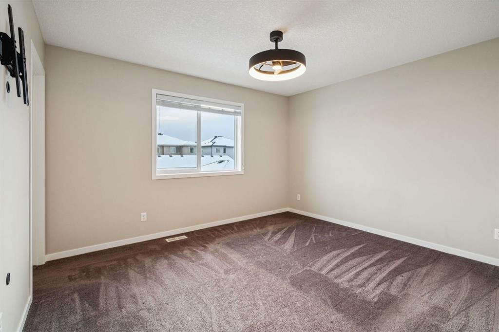 173 Willow Green, Cochrane, AB