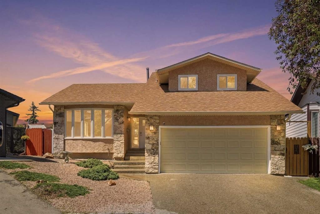 43 Beaconsfield Place Nw, Calgary, AB - Outdoor
