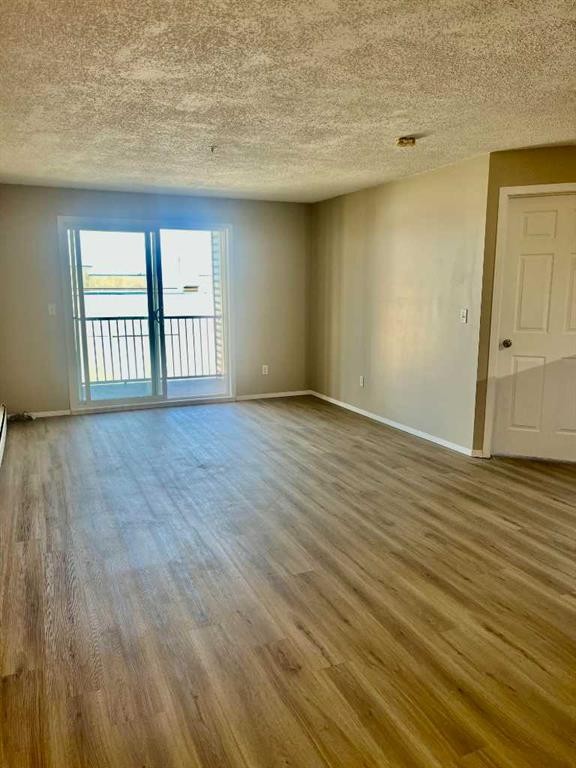 4312-4975 130 Avenue Se, Calgary, AB - Indoor Photo Showing Other Room