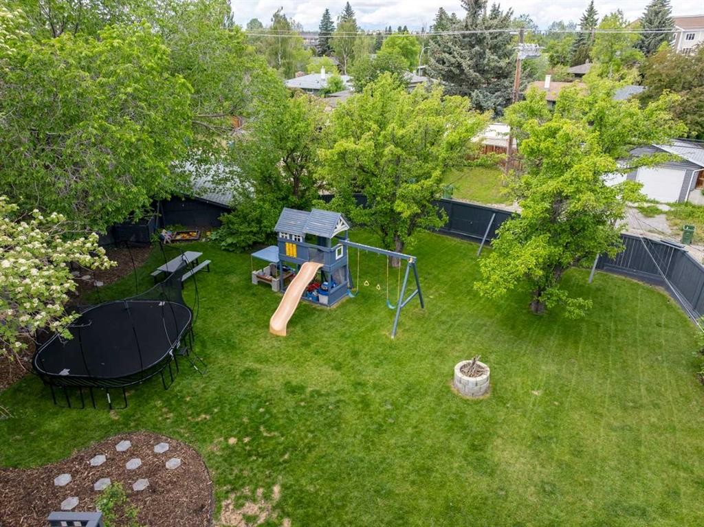 116 Gloucester Crescent Sw, Calgary, AB
