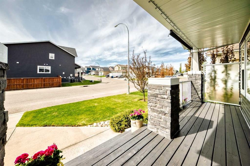 9 Bethune Way, Carstairs, AB