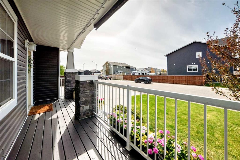 9 Bethune Way, Carstairs, AB