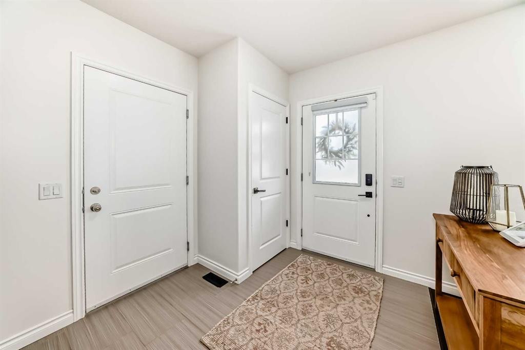 9 Bethune Way, Carstairs, AB
