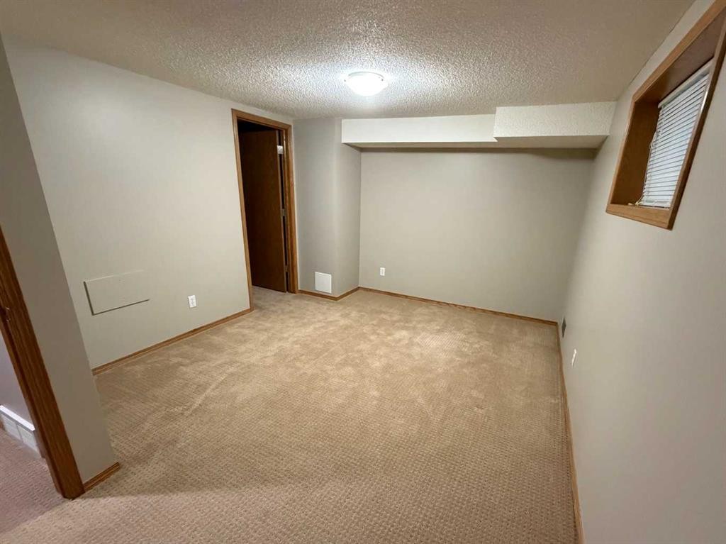 73 Scripps Landing Nw, Calgary, AB