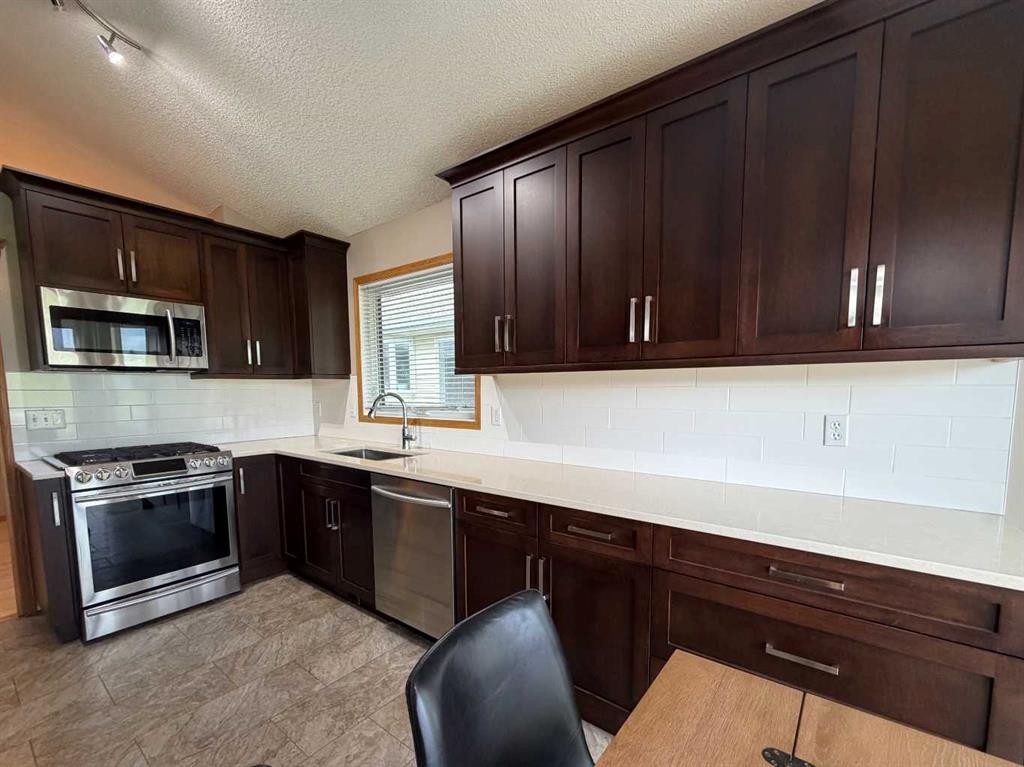 73 Scripps Landing Nw, Calgary, AB