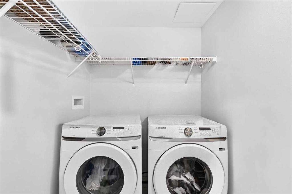 3208-220 Seton Grove Se, Calgary, AB - Indoor Photo Showing Laundry Room