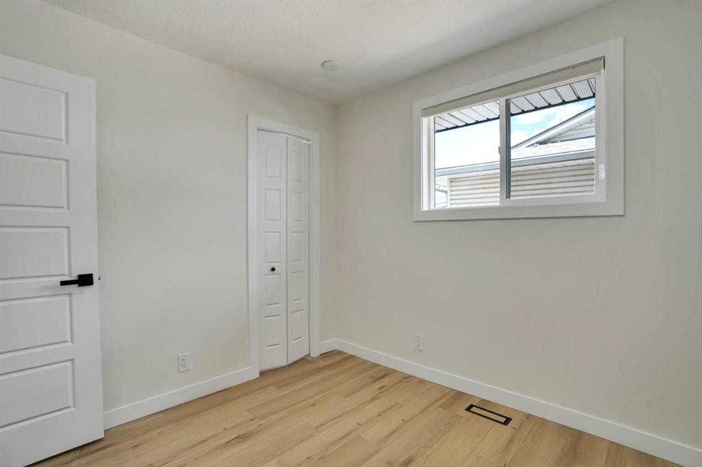 1903 62 Street Ne, Calgary, AB - Indoor Photo Showing Other Room
