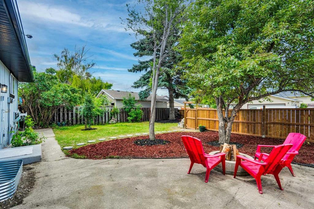 1903 62 Street Ne, Calgary, AB - Outdoor