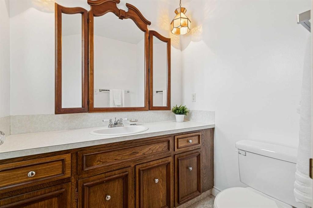 2432 Paliswood Road Sw, Calgary, AB