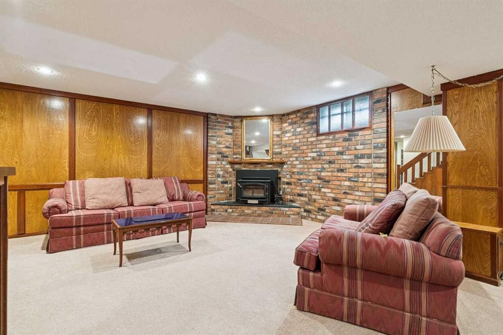2432 Paliswood Road Sw, Calgary, AB
