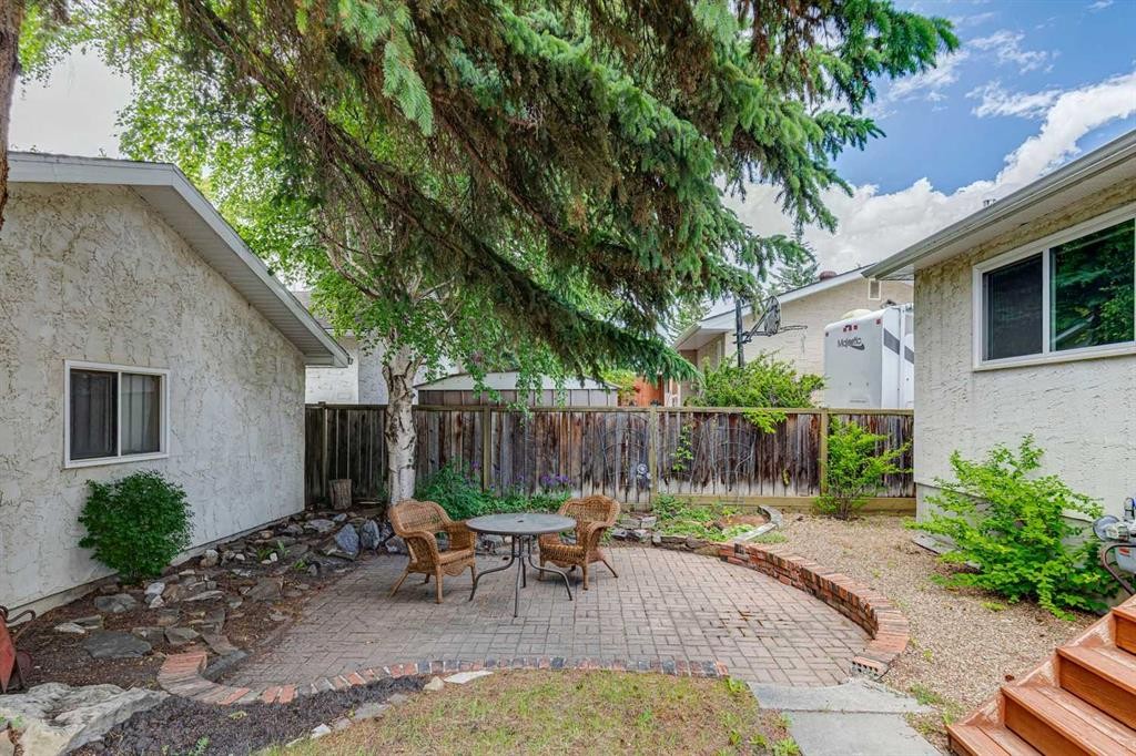 2432 Paliswood Road Sw, Calgary, AB