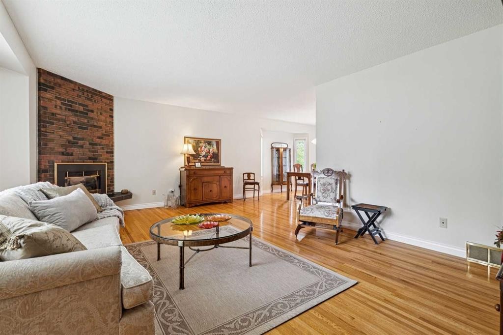 2432 Paliswood Road Sw, Calgary, AB