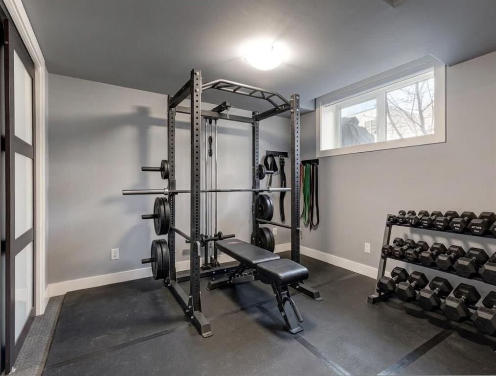 1711 27 Street Sw, Calgary, AB - Indoor Photo Showing Gym Room