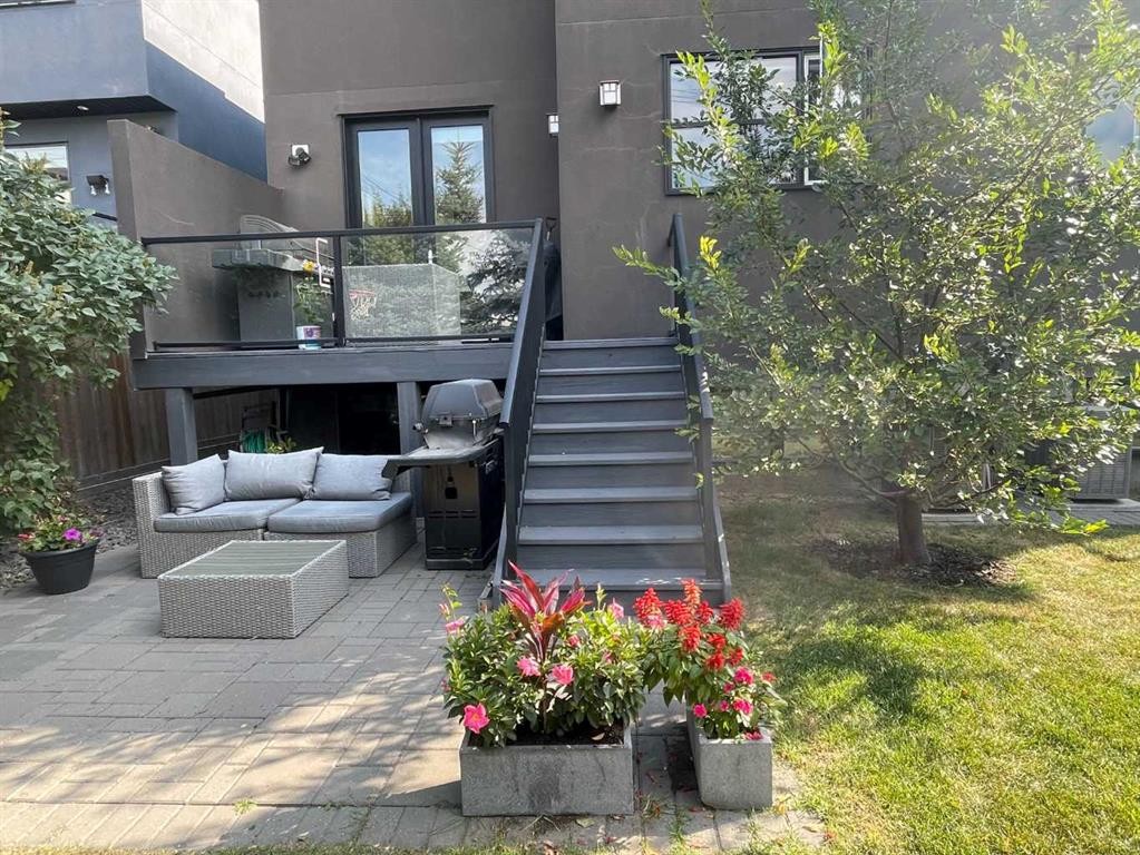 1711 27 Street Sw, Calgary, AB - Outdoor
