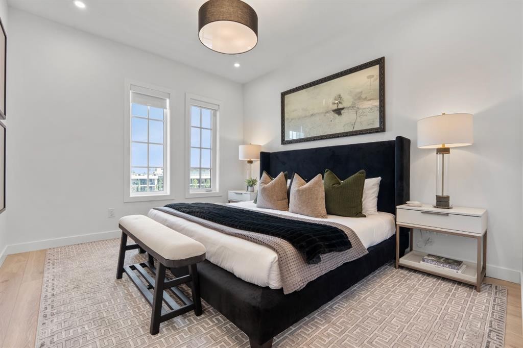 512-8155 8 Avenue Sw, Calgary, AB - Indoor Photo Showing Bedroom