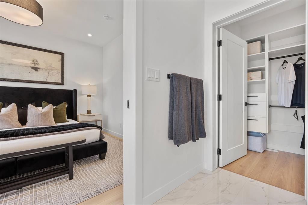 512-8155 8 Avenue Sw, Calgary, AB - Indoor Photo Showing Bedroom