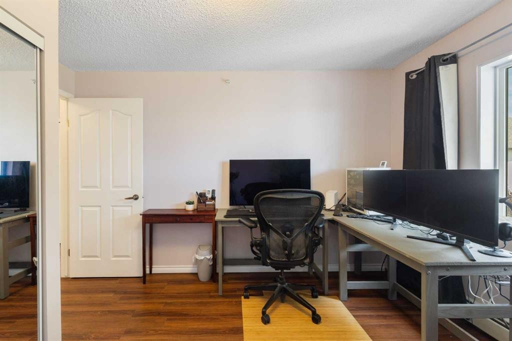 413-33 Arbour Grove Close Nw, Calgary, AB - Indoor Photo Showing Office