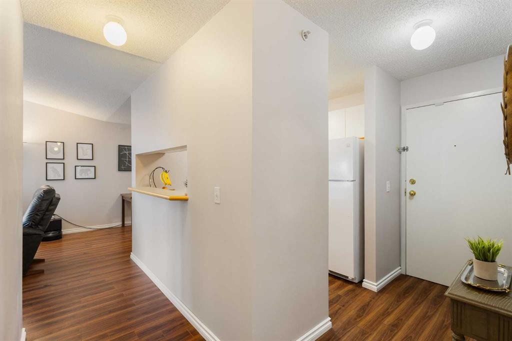 413-33 Arbour Grove Close Nw, Calgary, AB - Indoor