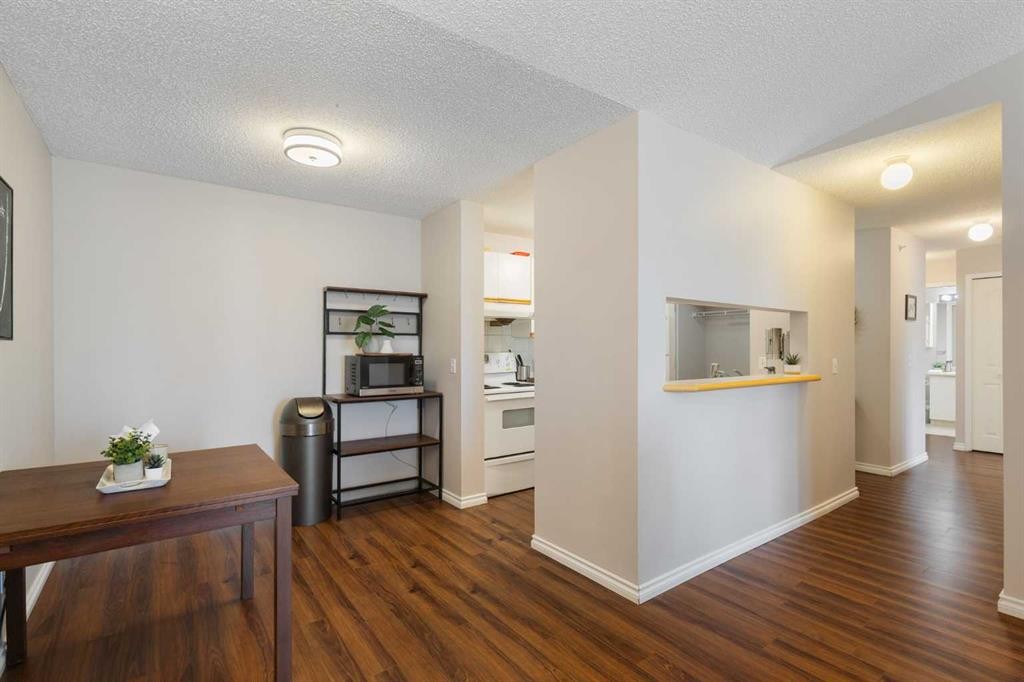 413-33 Arbour Grove Close Nw, Calgary, AB - Indoor Photo Showing Other Room