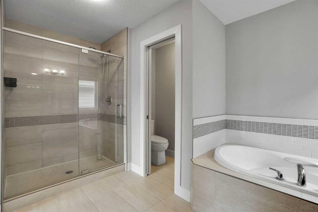 92 Masters Court Se, Calgary, AB