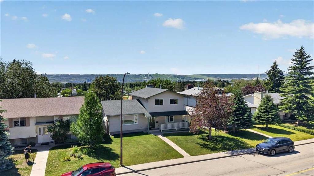7327 Silver Springs Road Nw, Calgary, AB - Outdoor