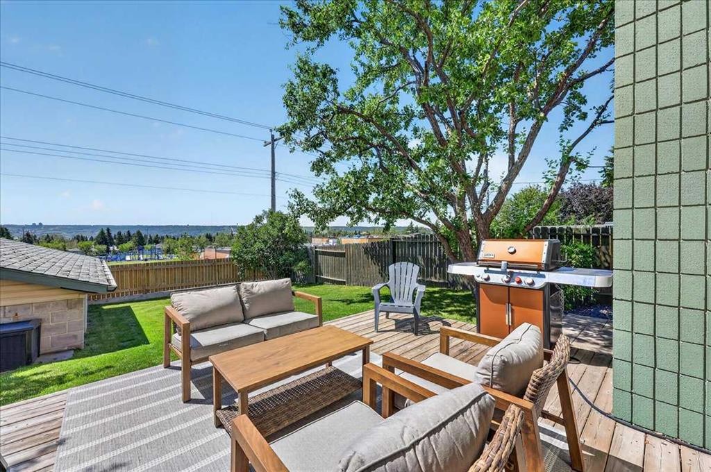 7327 Silver Springs Road Nw, Calgary, AB - Outdoor With Deck Patio Veranda With Exterior