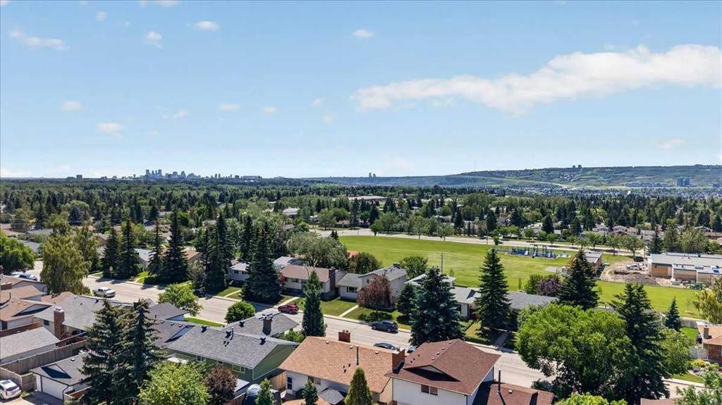 7327 Silver Springs Road Nw, Calgary, AB - Outdoor With View