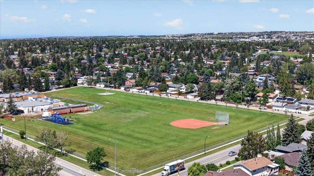 7327 Silver Springs Road Nw, Calgary, AB - Outdoor With View
