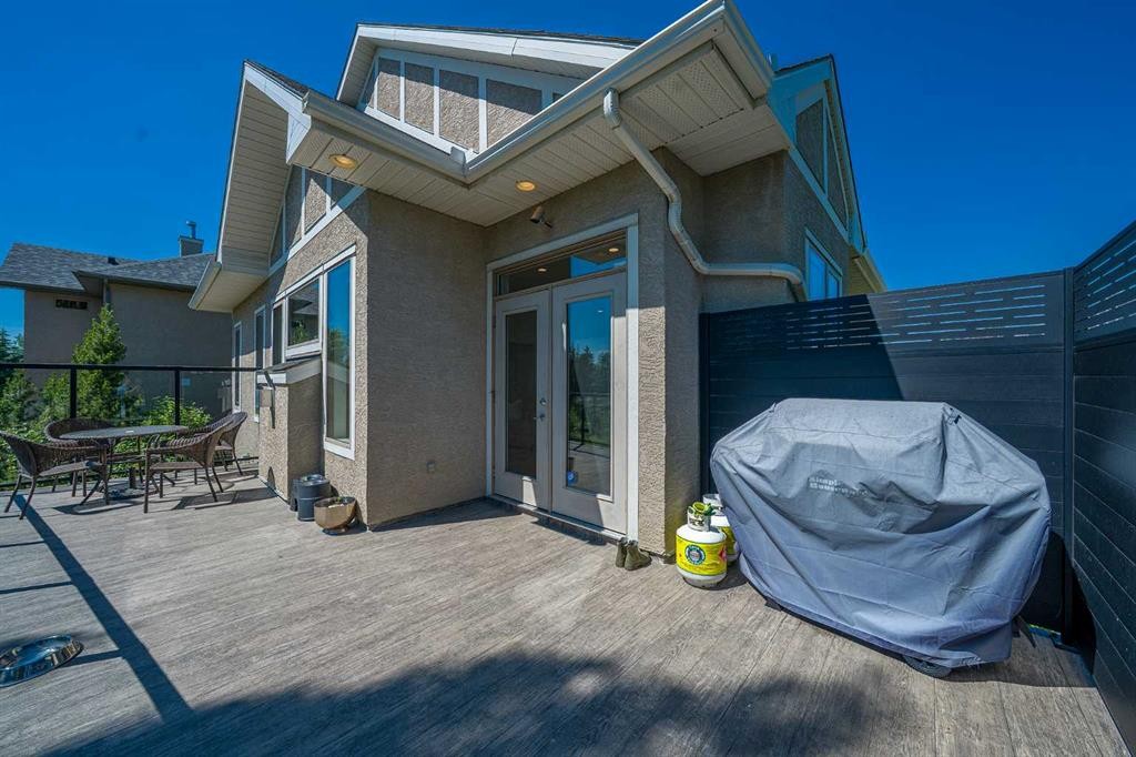 2 Discovery Ridge Heights Sw, Calgary, AB - Outdoor With Deck Patio Veranda With Exterior