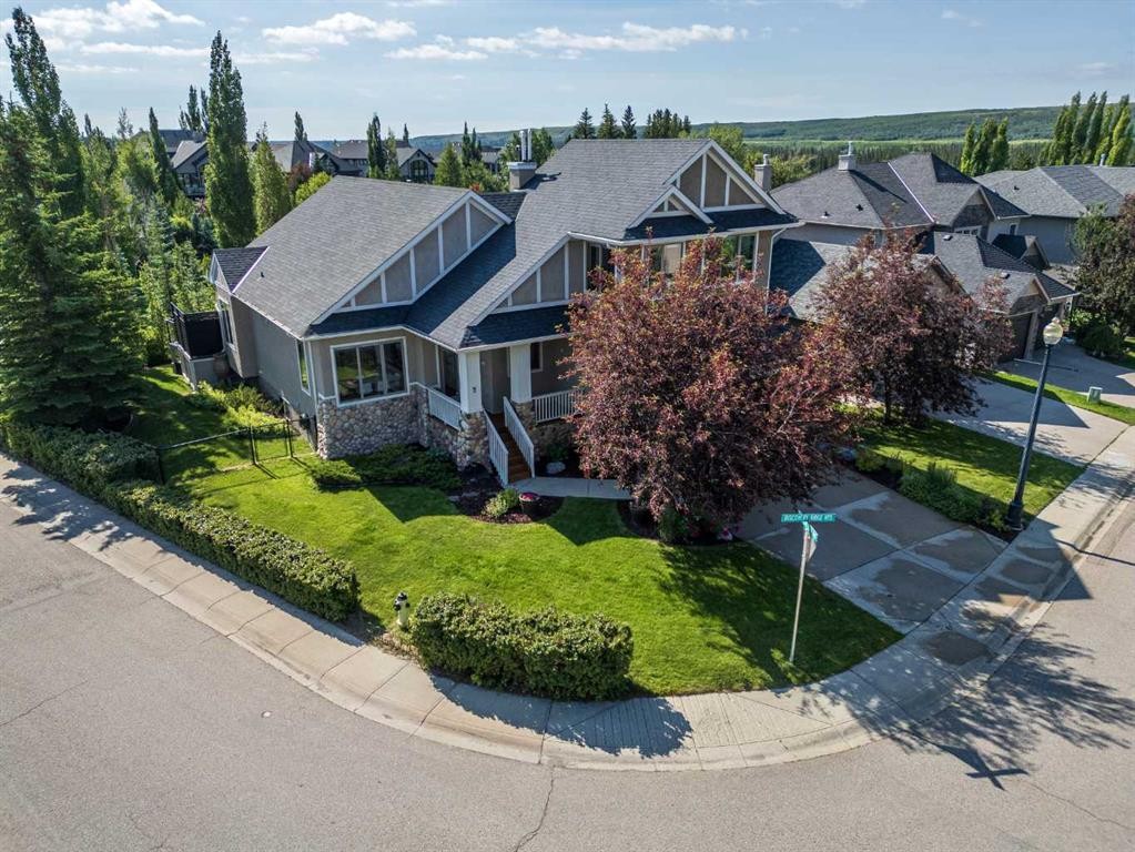 2 Discovery Ridge Heights Sw, Calgary, AB - Outdoor