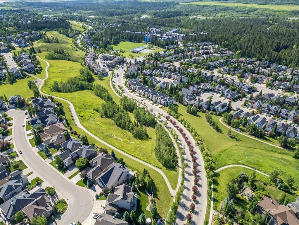 2 Discovery Ridge Heights Sw, Calgary, AB - Outdoor With View