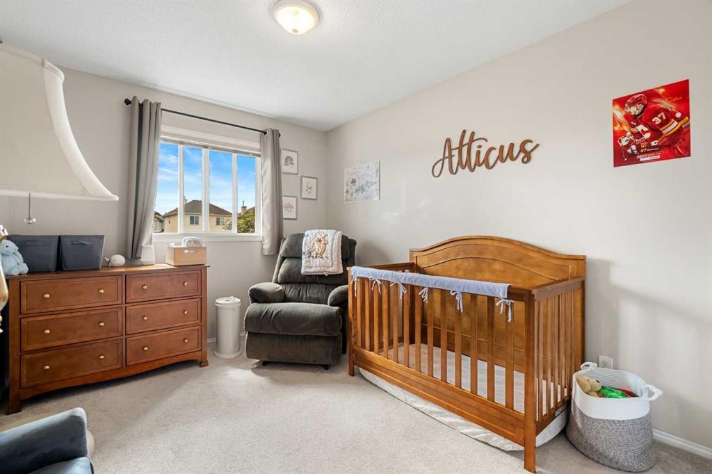172 Citadel Bluff Close Nw, Calgary, AB - Indoor Photo Showing Bedroom