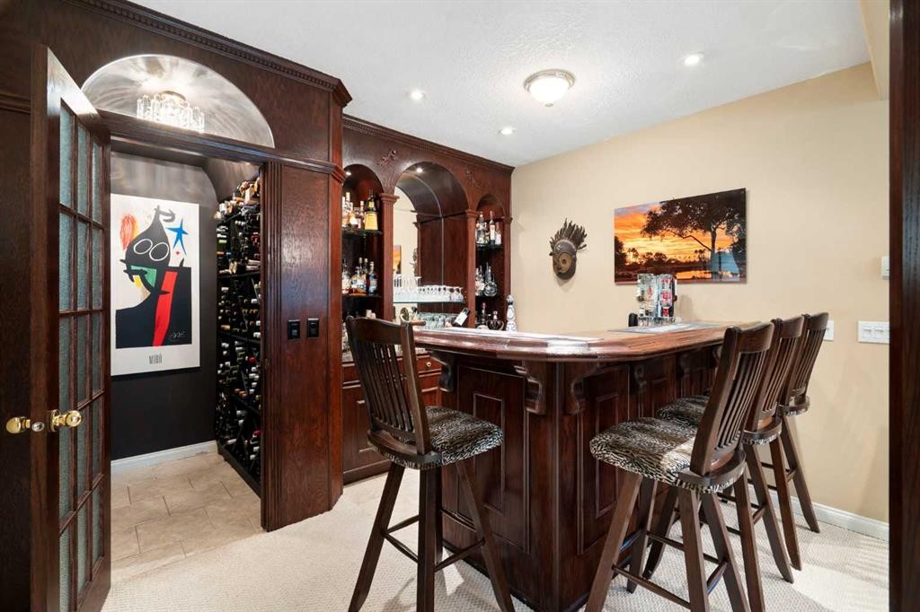 1649 Evergreen Hill Sw, Calgary, AB - Indoor Photo Showing Other Room
