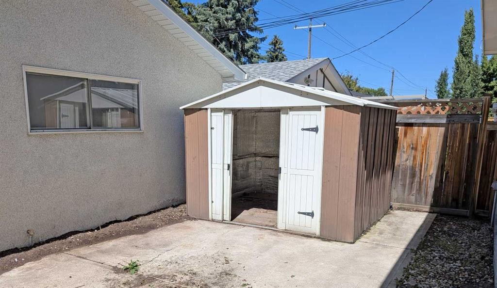 2103A 7 Street Ne, Calgary, AB