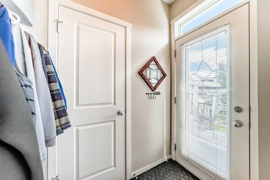 67 Mahogany Drive Se, Calgary, AB