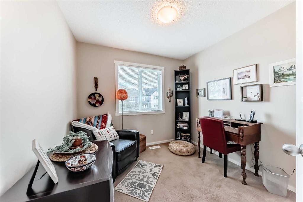 67 Mahogany Drive Se, Calgary, AB