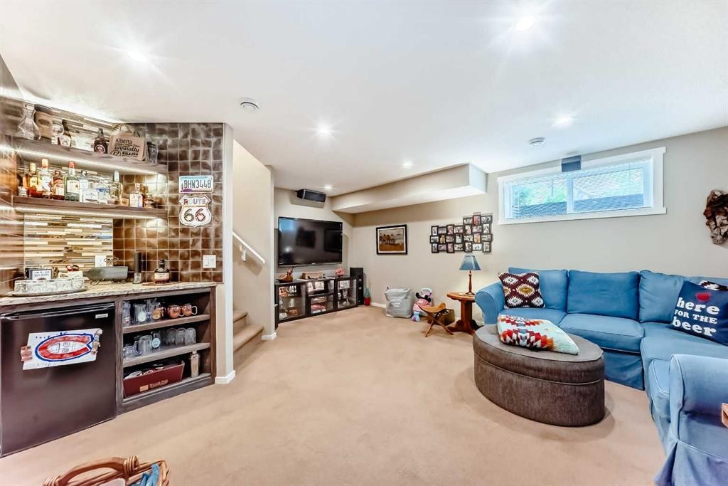 67 Mahogany Drive Se, Calgary, AB