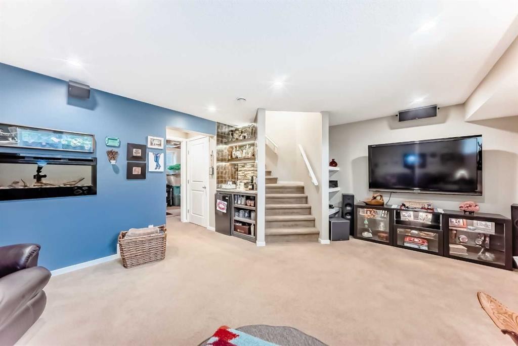 67 Mahogany Drive Se, Calgary, AB
