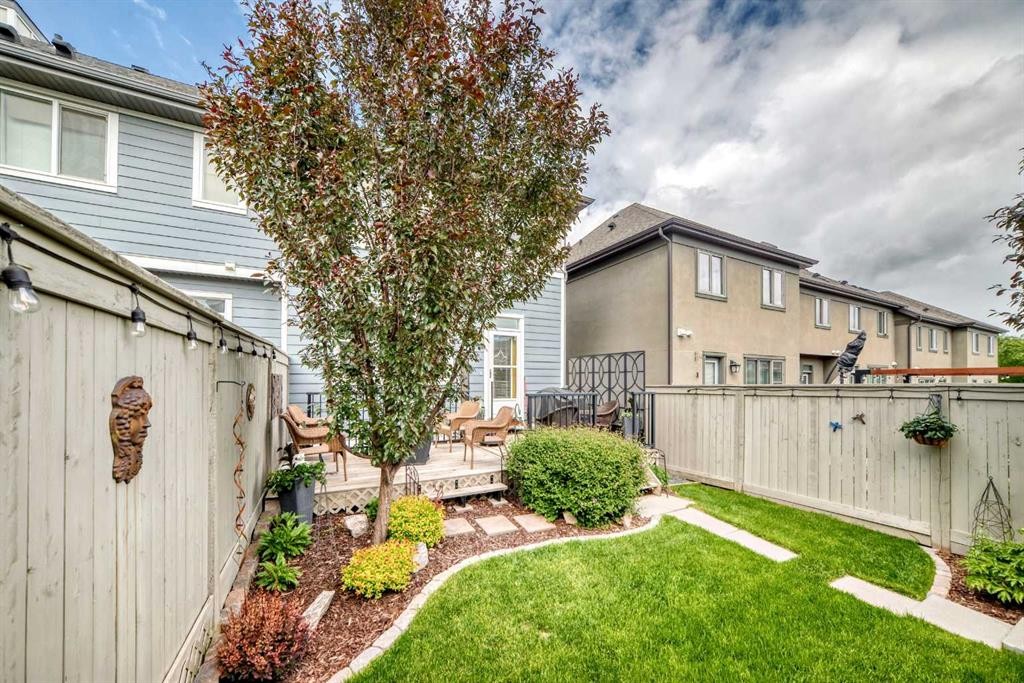 67 Mahogany Drive Se, Calgary, AB