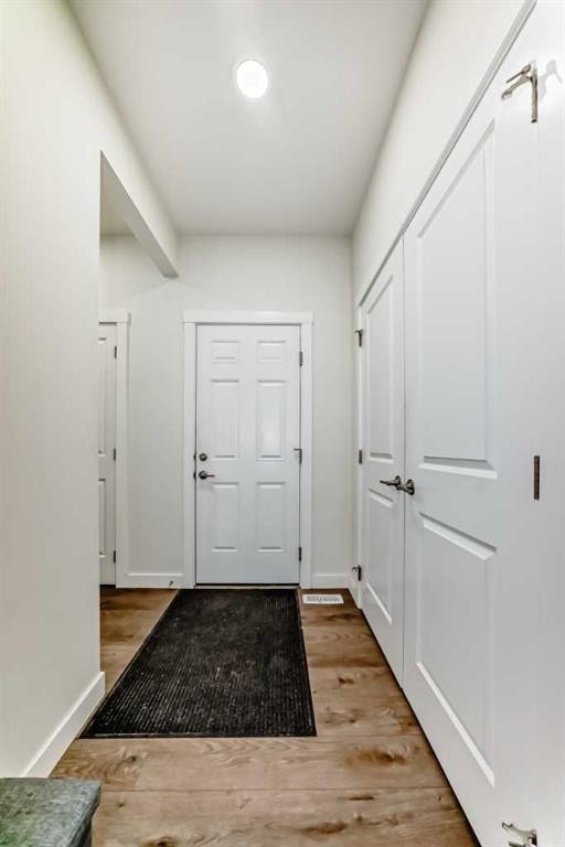 138 Silver Spruce Grove Sw, Calgary, AB - Indoor Photo Showing Other Room