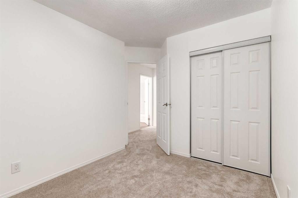 33 Martindale Court Ne, Calgary, AB