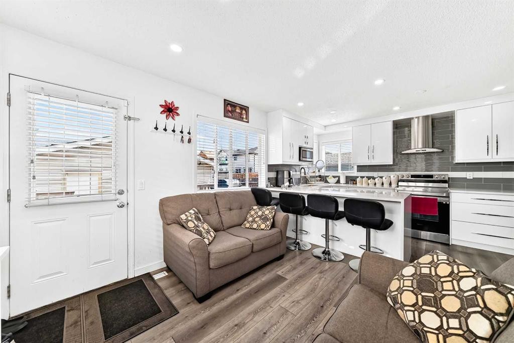 24 Taralake Road Ne, Calgary, AB - Indoor Photo Showing Kitchen