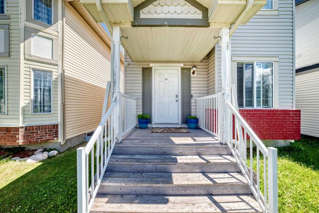 24 Taralake Road Ne, Calgary, AB - Outdoor With Deck Patio Veranda With Exterior